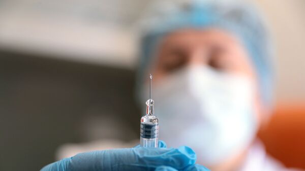 Старт массовой кампании по вакцинации от гриппа в Москве - Sputnik Казахстан