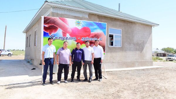 Дом, построенный волонтерами для многодетной семьи - Sputnik Казахстан