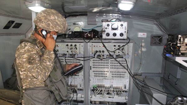 Масштабные учения военных связистов проходят на западе Казахстана - Sputnik Казахстан