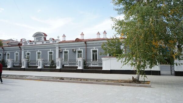 Хочу чувствовать себя, как в XIX веке – Даниал Ахметов дал поручения по Арбату в Семее - Sputnik Казахстан