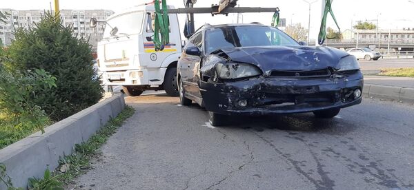 Пьяный водитель устроил ДТП в Алматы – его задержали очевидцы - Sputnik Казахстан