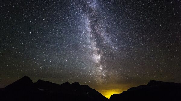 Млечный путь над Национальным парком Глейшер в Монтане - Sputnik Казахстан