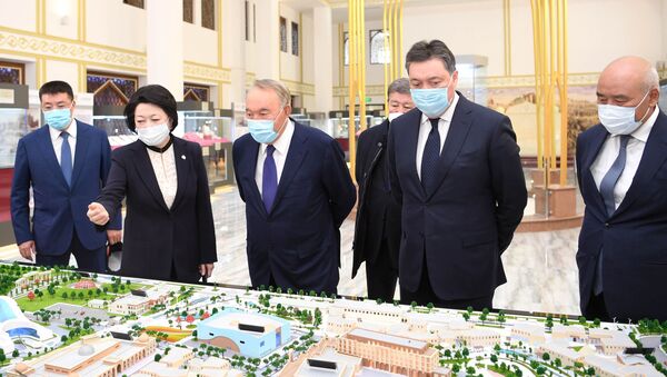 Елбасы ознакомился с планами дальнейшего развития города Туркестан - Sputnik Қазақстан