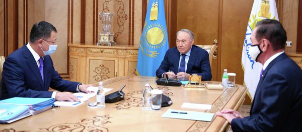 Нұрсұлтан Назарбаев Қазақстан халқы Ассамблеясы төрағасының орынбасары Жансейіт Түймебаевты қабылдады Нұрсұлтан Назарбаев Қазақстан халқы Ассамблеясы төрағасының орынбасары Жансейіт Түймебаевты қабылдады - Sputnik Қазақстан