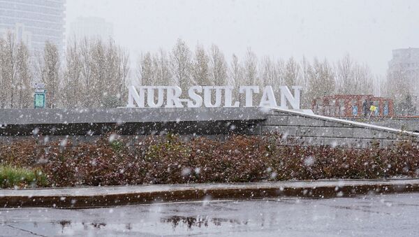 Первый снег в Нур-Султане  - Sputnik Казахстан