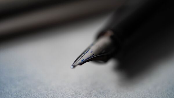 Перо, ручка, бумага, письмо, иллюстративное фото - Sputnik Қазақстан