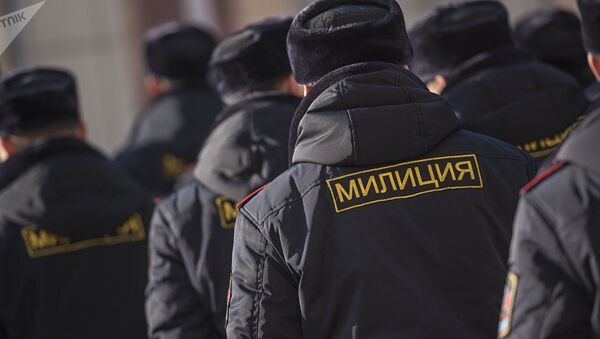 Сотрудники милиции Кыргызстана, архивное фото - Sputnik Казахстан