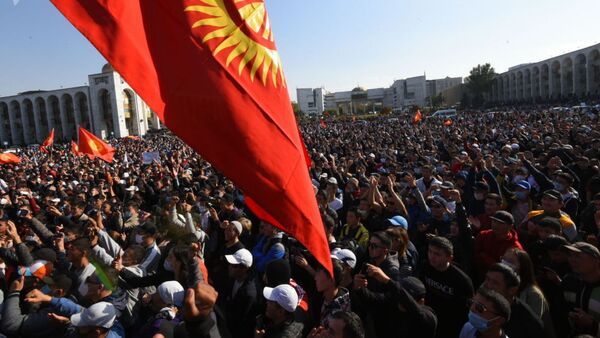 Ситуация в Кыргызстане после парламентских выборов - Sputnik Қазақстан