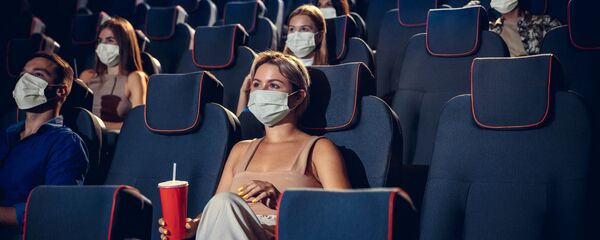 Концерты, кино и рестораны под вопросом — Covid-19 летает дальше чем на два метра Концерты, кино и рестораны под вопросом — Covid-19 летает дальше чем на два метра - Sputnik Казахстан