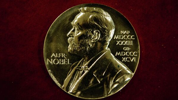 Медаль с изображением Альфреда Нобеля  - Sputnik Қазақстан