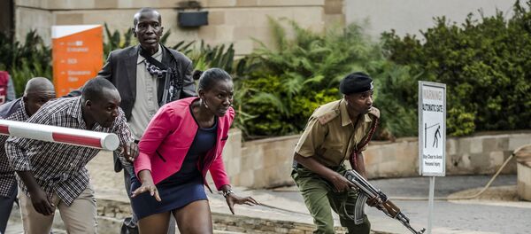 Снимок испанского фотографа Луиса Тато Теракт в отеле DusitD2, получивший главную награду конкурса имени Андрея Стенина - Sputnik Қазақстан