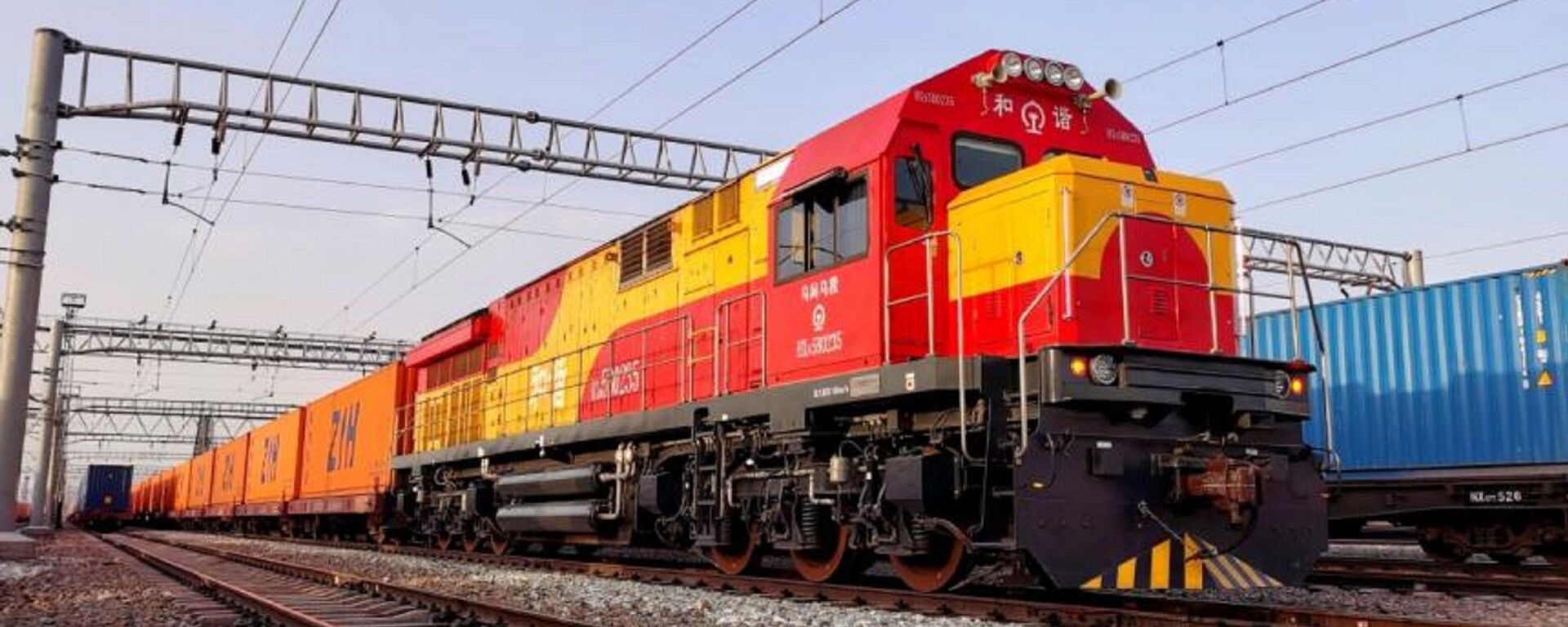 Со станции Достык выехал 4000-й поезд сообщением Китай –  Европа, следующий из Польши - Sputnik Казахстан, 1920, 21.02.2025
