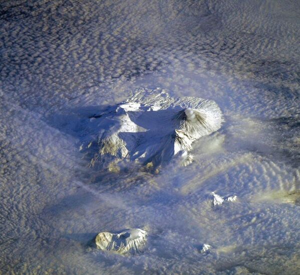 Вулканы Камчатки снятые с борта Международной космической станции - Sputnik Қазақстан
