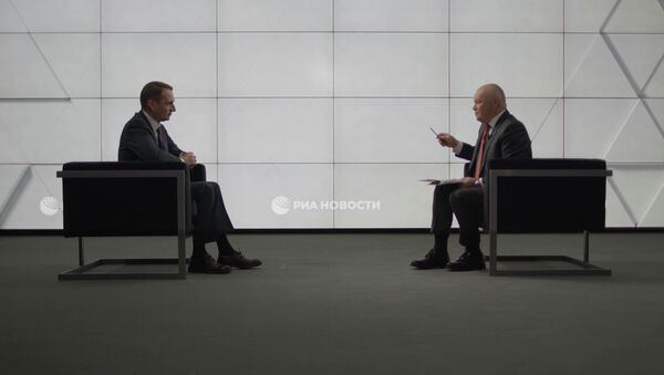 Противостояние разведок России и США: эксклюзивное интервью Нарышкина Дмитрию Киселеву - Sputnik Казахстан