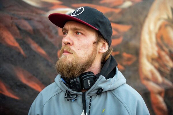 Граффити длиной почти в 150 метров создают алматинские стрит-арт художники - Sputnik Казахстан