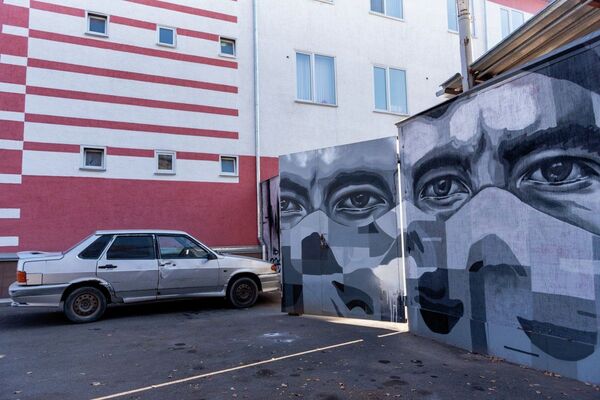 Граффити длиной почти в 150 метров создают алматинские стрит-арт художники - Sputnik Казахстан
