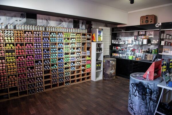 Граффити длиной почти в 150 метров создают алматинские стрит-арт художники - Sputnik Казахстан