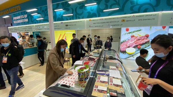 Казахстан открыл павильон на международной торговой выставке в Шанхае - Sputnik Казахстан