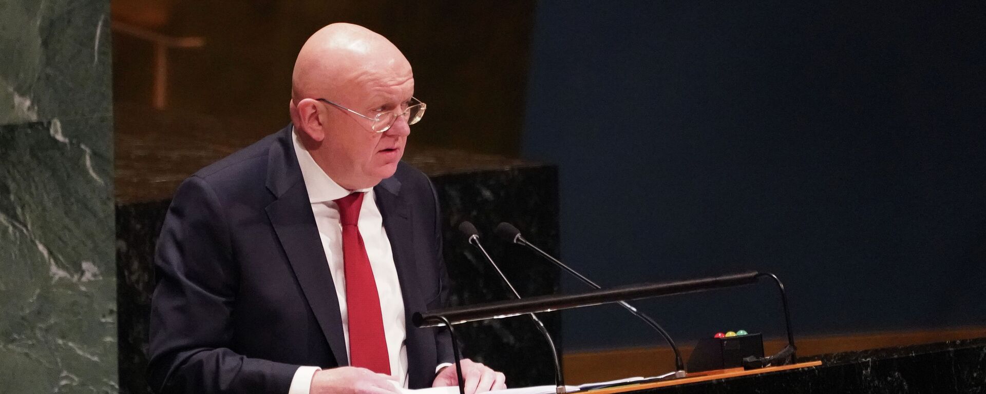 Постоянный представитель РФ при ООН Василий Небензя - Sputnik Казахстан, 1920, 05.09.2025