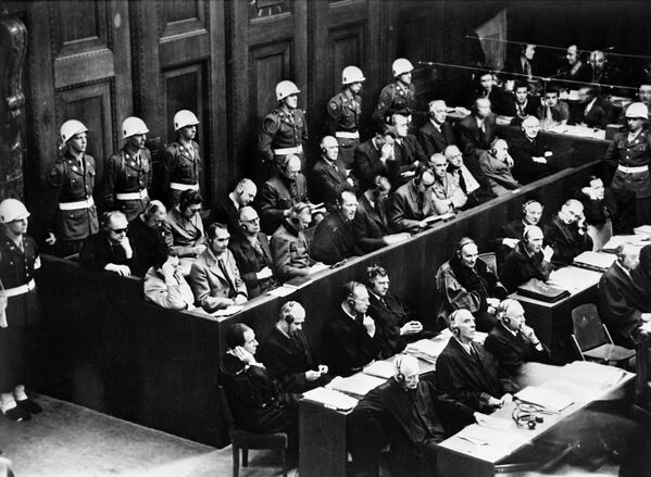 На скамье подсудимых Нюрнберского процесса бывшие руководители гитлеровской Германии - Sputnik Казахстан