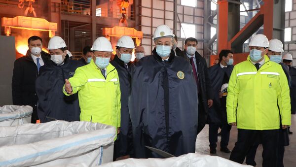 Президент Казахстана посетил ферросплавный завод ТОО YDD CORPORATION - Sputnik Казахстан