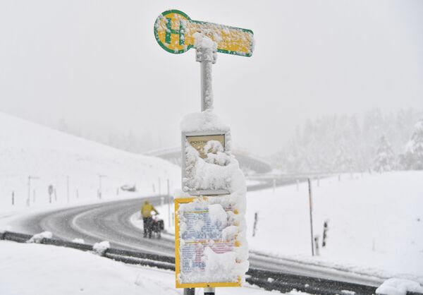 Снегопад в Обертауэрне под Зальцбургом, Австрия - Sputnik Казахстан