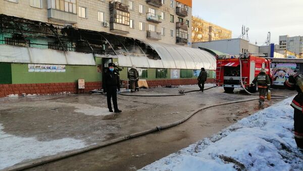 Пожар в торговом центре в Павлодаре - Sputnik Казахстан