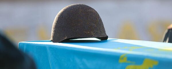 Останки солдата Сапаргали Ербатырулы, погибшего во время Второй мировой войны, были доставлены на родину спустя 80 лет Останки солдата Сапаргали Ербатырулы, погибшего во время Второй мировой войны, были доставлены на родину спустя 80 лет - Sputnik Казахстан