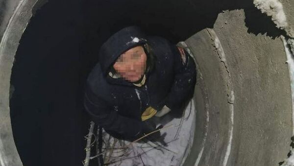 Женщина едва не замерзла насмерть в колодце Усть-Каменогорска - Sputnik Казахстан