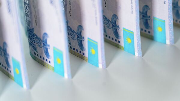 Деньги, тенге купюры, банкноты - Sputnik Казахстан