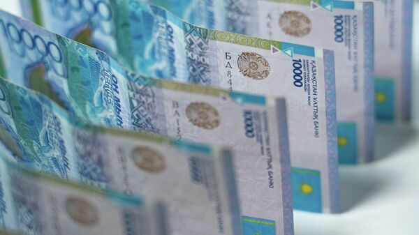 Деньги, тенге, купюры, банкноты   - Sputnik Казахстан