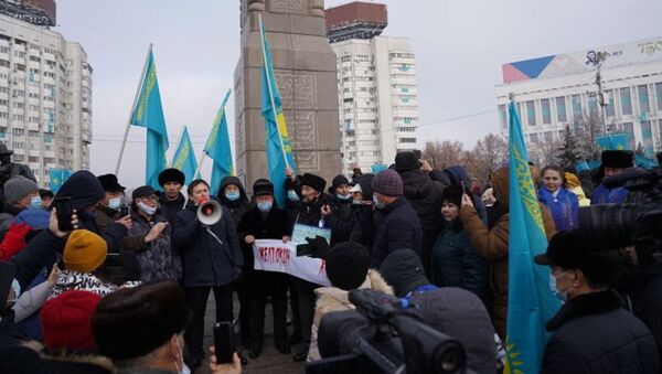 Митинг в Алматы  - Sputnik Казахстан
