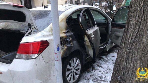 Полиция Алматы раскрыла заказной поджог автомобиля - Sputnik Казахстан