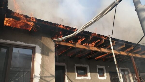 Крыша частного детского сада загорелась в Жаркенте - Sputnik Қазақстан