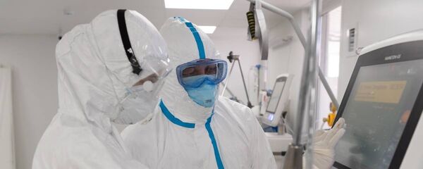 В палате больницы с коронавирусом - Sputnik Казахстан