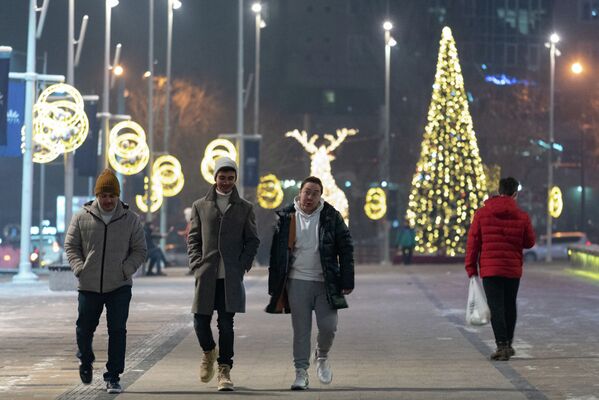 Новогоднее оформление Алматы - Sputnik Казахстан