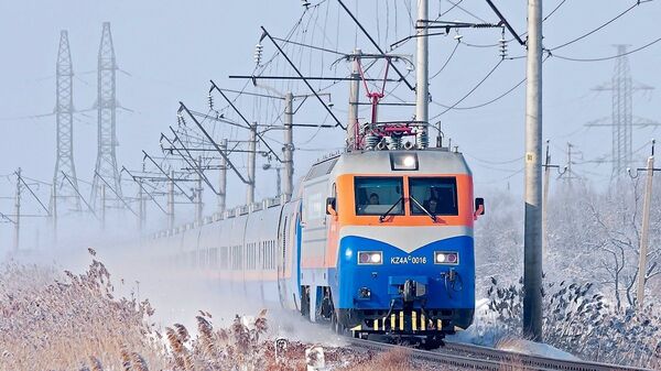 Поезд зимой - Sputnik Казахстан
