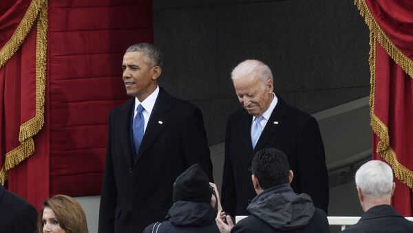 Барак Обама и Джо Байден, 44-й и 46-й президенты США - Sputnik Казахстан
