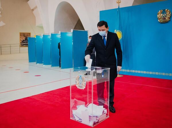 Мегаполис әкімдері қалай дауыс берді - Sputnik Қазақстан