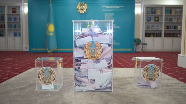  Подсчет бюллетеней по итогам голосования - Sputnik Казахстан