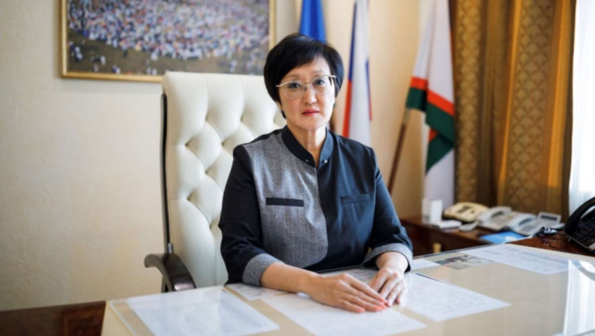 Сардана авксентьева якутск. Мэр якутска сардана авксентьева. Сардана владимировна авксентьева. Сардана авксентьева госдума. Сардана авксентьева мэр.