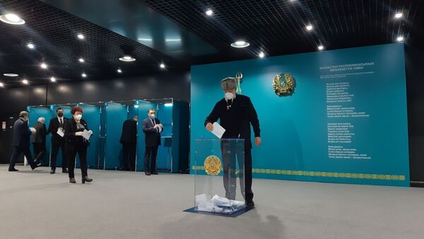 Выборы депутатов парламента от Ассамблеи народа Казахстана - Sputnik Казахстан