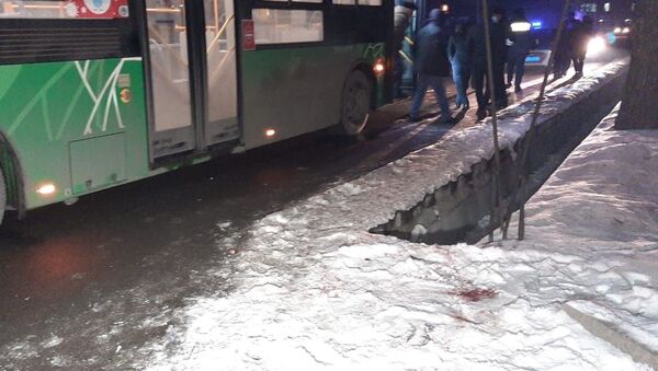 Автобус сбил насмерть пешехода  - Sputnik Казахстан