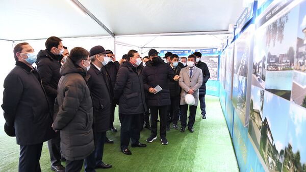 Премьер-министр Казахстана Аскар Мамин посетил с рабочей поездкой Жанаозен - Sputnik Қазақстан
