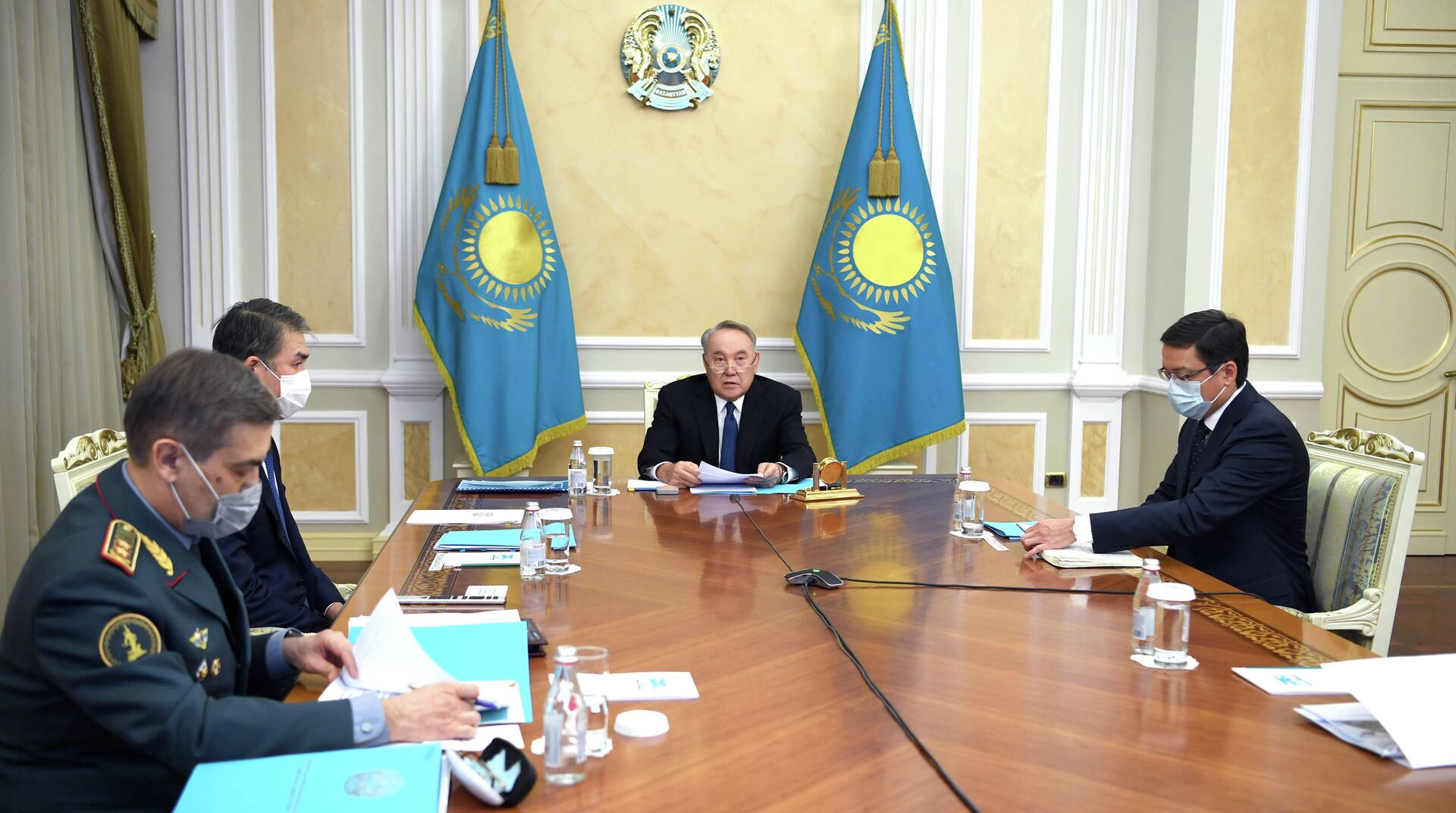 Назарбаев поручил выработать новую стратегию нацбезопасности Казахстана - Sputnik Казахстан, 1920, 03.02.2021