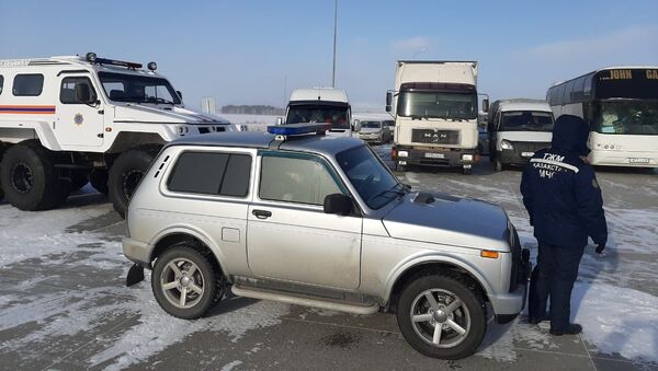 Пробка из сотен автомобилей образовалась на трассе Нур-Султан - Щучинск - Sputnik Казахстан