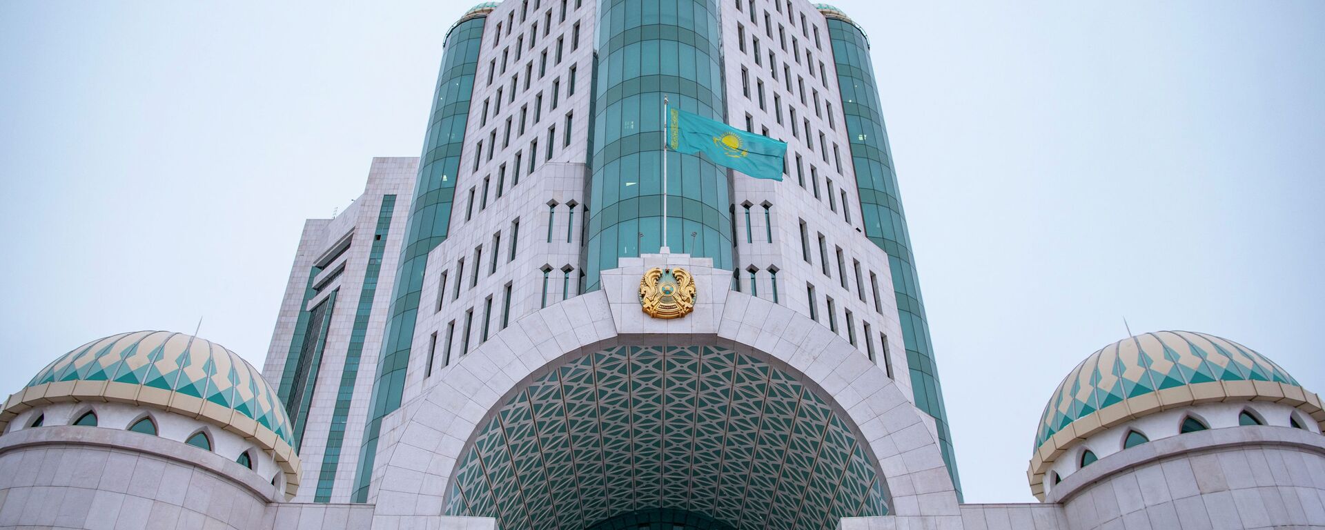 Здание сената парламента Казахстана - Sputnik Казахстан, 1920, 26.11.2022
