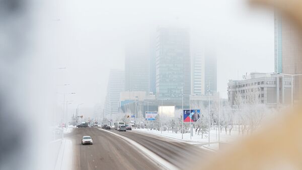 Улицы Нур-Султана в тумане  - Sputnik Казахстан