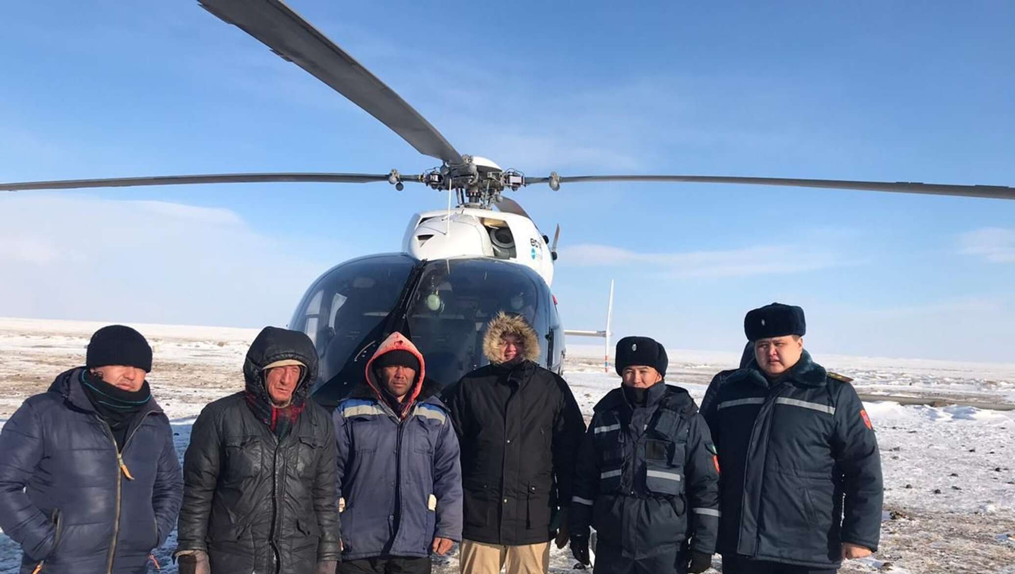 Павлодарская область. Майский район (Павлодарская область). Пастух на вертолете. Жебрик в Павлодарской области.