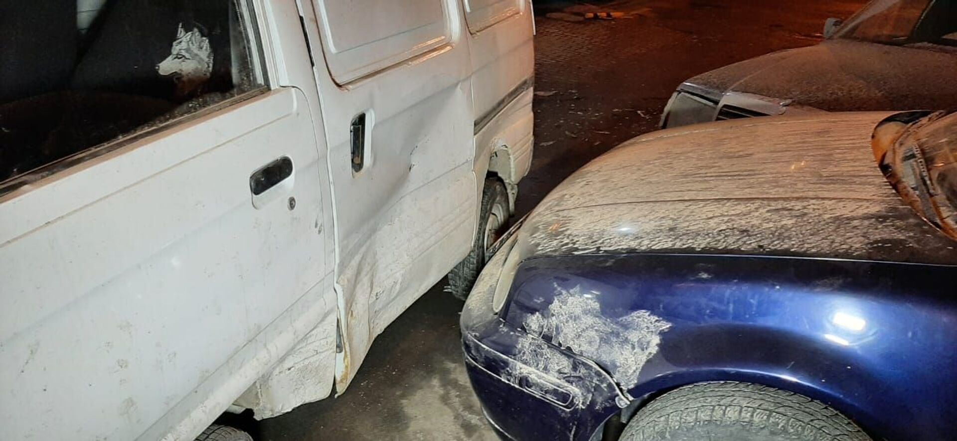 Цепное ДТП с участием четырех авто произошло в Алматы: водитель пытался сбежать - Sputnik Казахстан, 1920, 02.03.2021